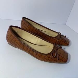 Liz Claiborne Brown Crocodile Pattern Ballet Flats